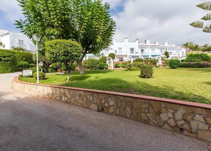 Jardines De Dom wakacyjny Nerja