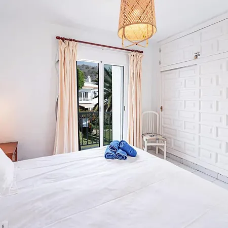 Jardines De בית נופש